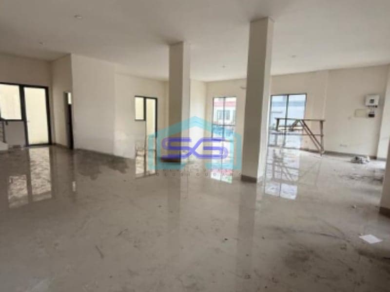 Disewakan Ruko Gandeng Hadap Jalan Maggiore Goldfinch Serpong Tangerang LB 281m2