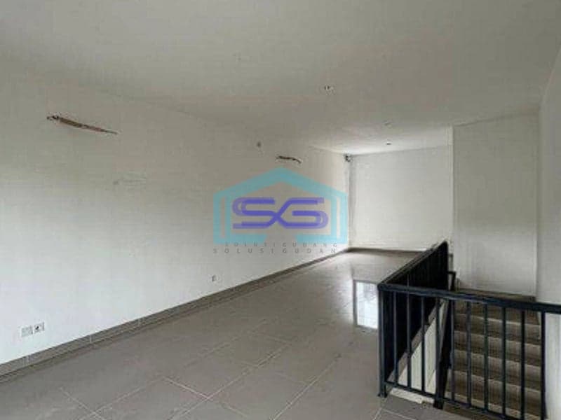 Disewakan Murah Ruko Siap Pakai Di Daerah Kalideres Jakarta Barat LB 140m2