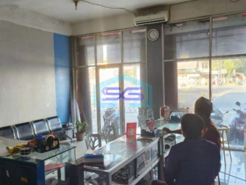 Disewakan Ruko Luas Bangunan  210 m² 2 Lantai Lokasi Depok Sleman Yogyakarta