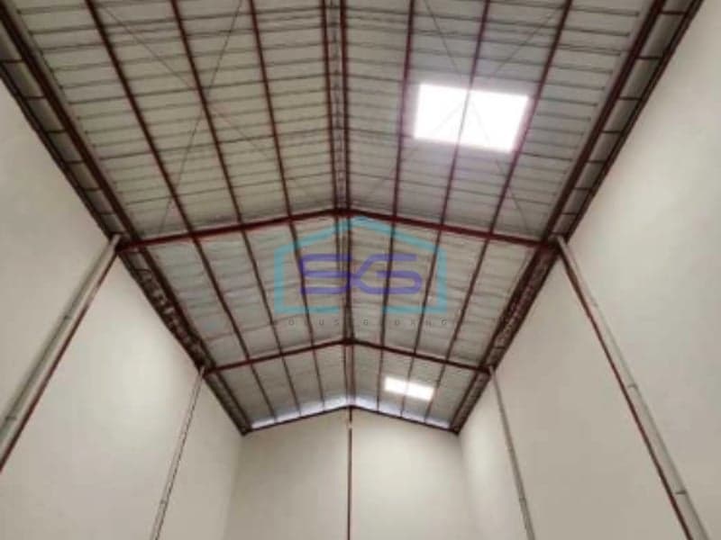 Warehouse for Rent, Ready to Use, Container Accessible, Flood-Free in North Jakarta, Building Area 300 m²