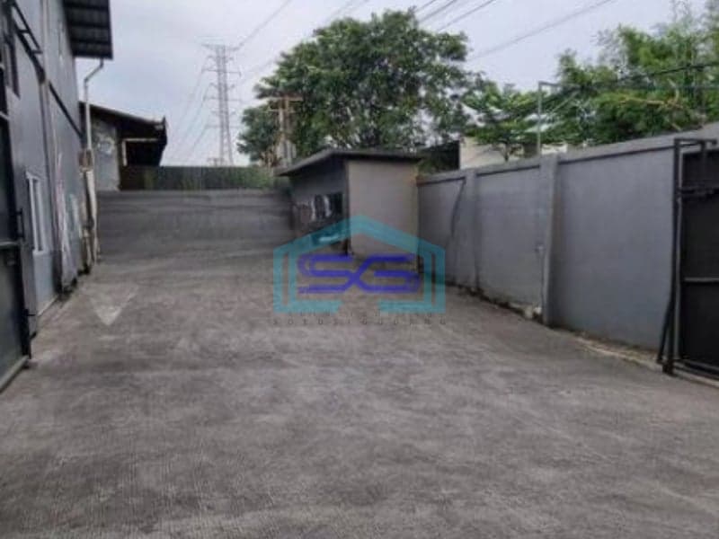 Dijual Gudang Rapi dan Full Renovasi Lokasi Strategis di Kavling Dpr Cipondoh Tanggerang
