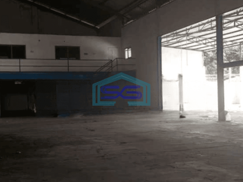 Dijual Gudang Luas Bangunan  4600 m² Lokasi Strategis di Curug Tangerang