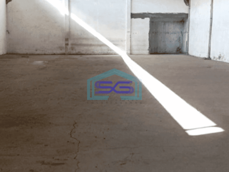 Dijual Gudang Luas Bangunan 450 m² Lokasi Bebas Banjir di Kosambi Tangerang