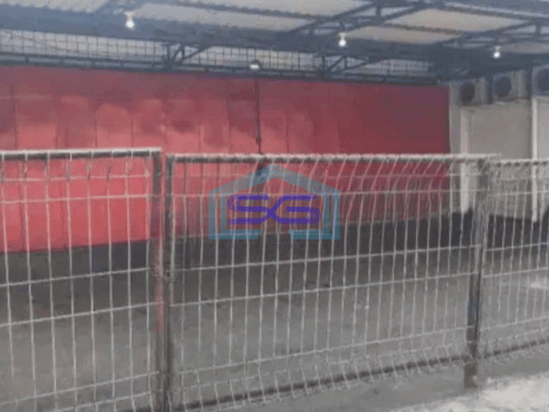 Disewakan Ruang Usaha Ex Showroom Lokasi Strategis di Fatmawati Jakarta Selatan