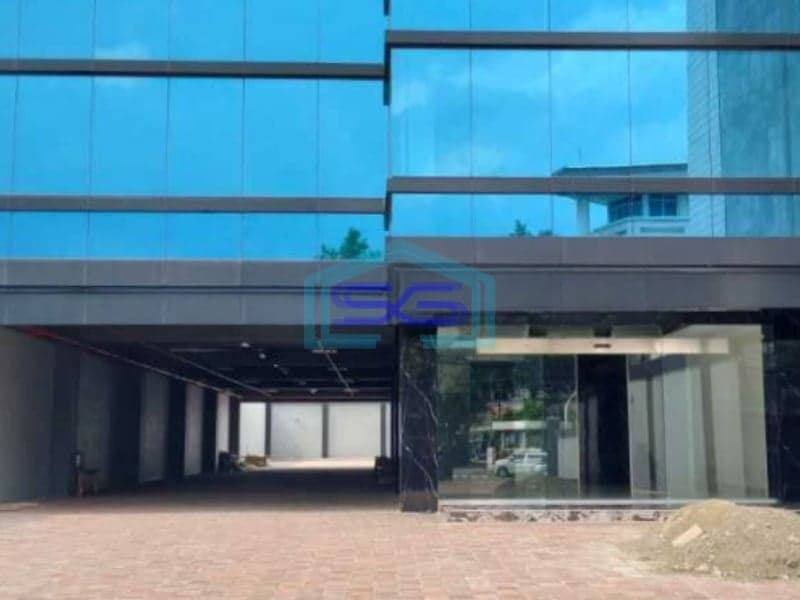 Dijual Gedung 6 Lantai Di Daerah Menteng Jakarta Pusat Siap Huni Sangat Strategis LT 1075m2