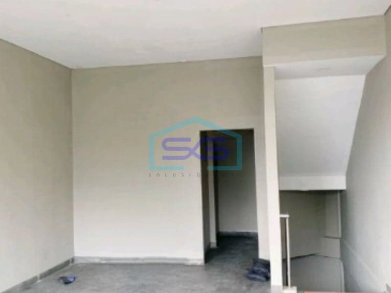 Disewakan Ruko di Daerah Antapani Bandung Luas Bangunan 165m2