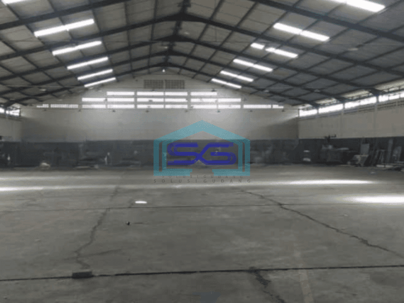 Disewakan Gudang Luas Bangunan 6000 m² Lokasi Pinggir Jalan Utama Kebakkramat Karanganyar