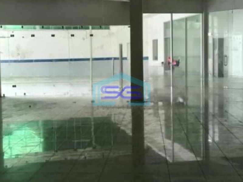 Disewakan Ruko Lokasi Strategis Luas Tanah  590 m² di Surabaya Kota
