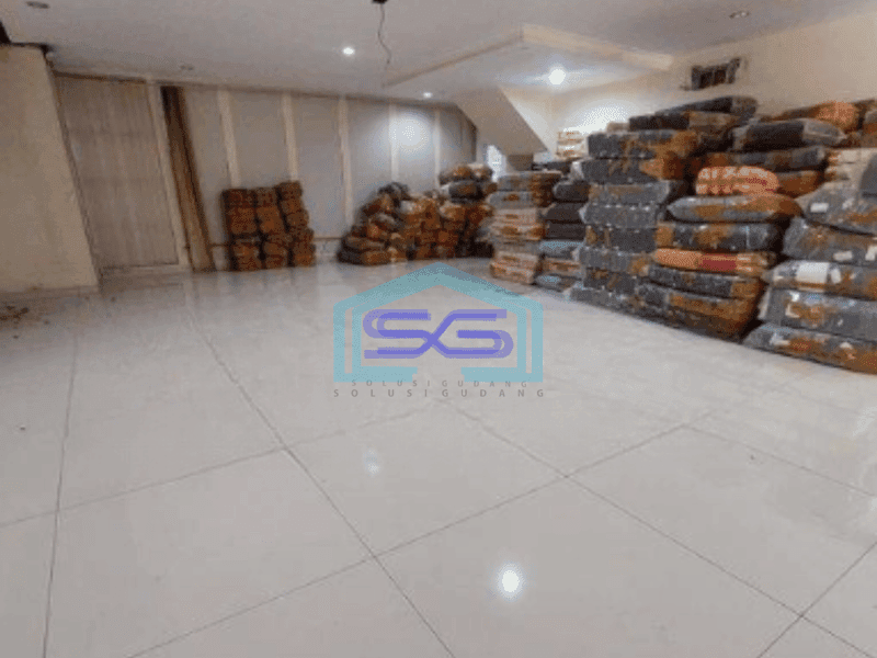 Disewakan Ruko Lokasi Bebas Banjir Luas Tanah  330 m² di Harapan Indah Bekasi