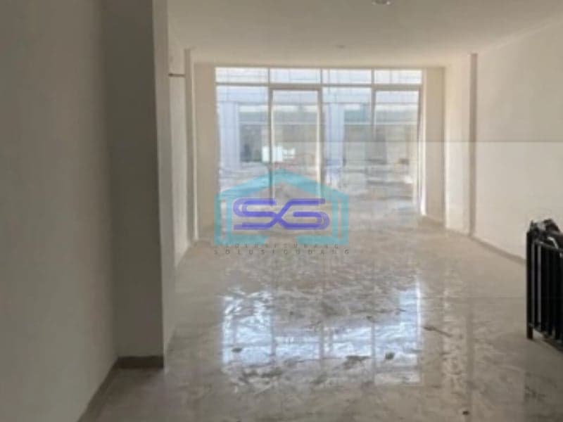 Disewakan Ruko 3 Lantai Luas Bangunan 220 m² Lokasi Pantai Indah Kapuk Jakarta Utara