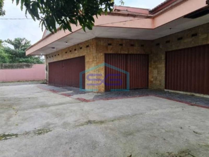Disewakan Gudang Strategis Akses Kontainer Sangat Dekat Pintu Tol Kartasura Jawa Tengah LB 1500m2