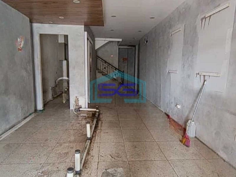 Disewakan Ruko 3 Lantai di Jalan Utama Galaxy, Bekasi LB 270m2