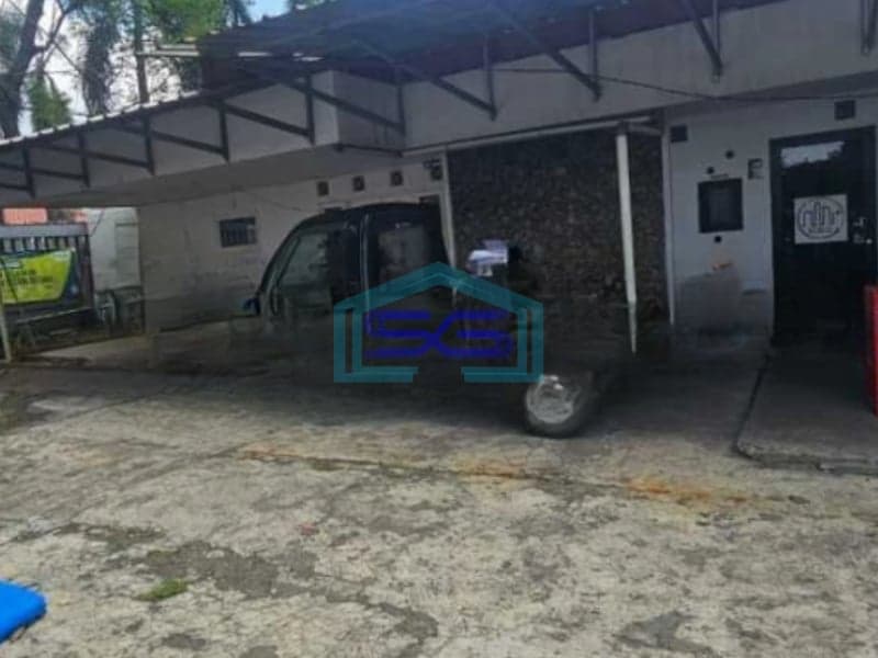Disewakan Gudang di Pinggir Jalan Raya Rawamangun Jakarta Timur Luas Tanah 300 m²