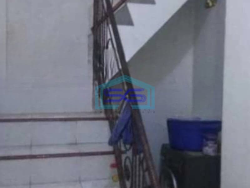 Dijual Ruko Lokasi Strategis di Tidar Surabaya