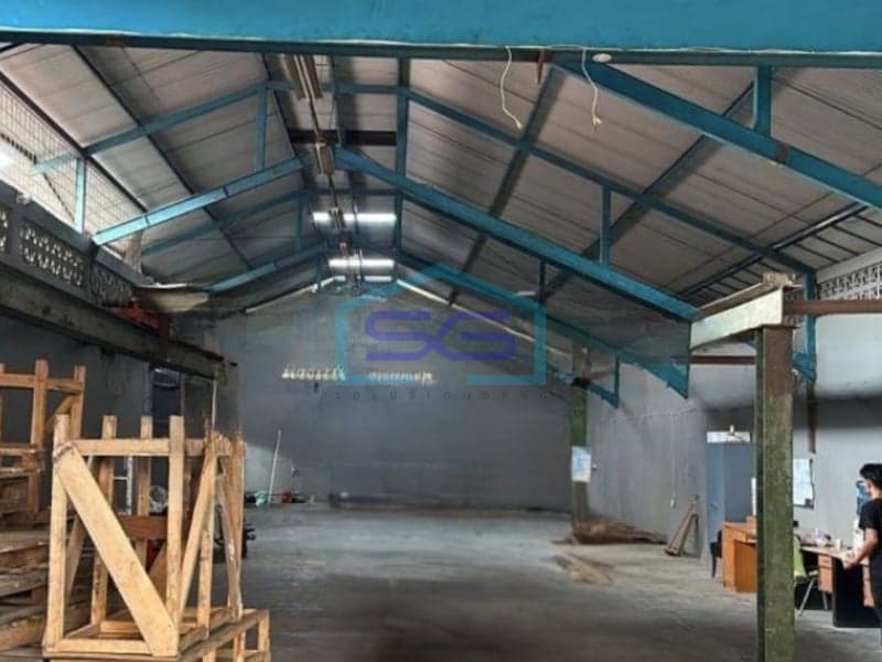 Dijual Gudang Strategis di Bandung Jawa Barat Luas Tanah 435 m²