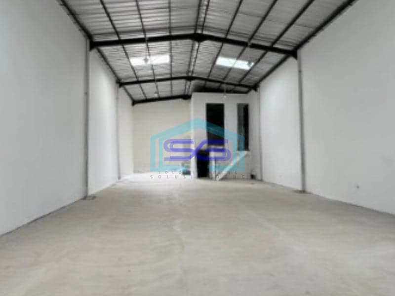 Disewakan Gudang Luas Tanah  300 m² Lokasi Bebas Banjir di Tangerang