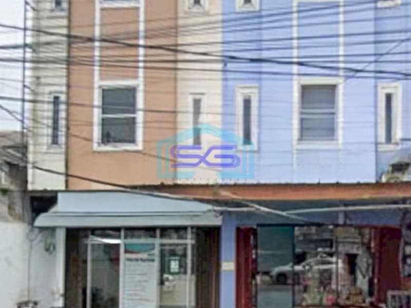Disewakan Ruko 3 Lantai Luas Tanah 256 m² Lokasi di Karawaci Tangerang