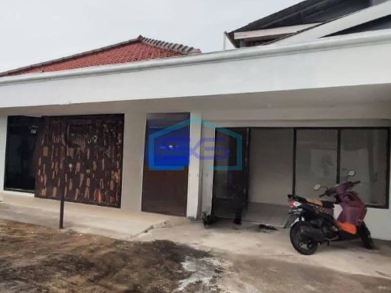 Disewakan Ruang Usaha Luas Tanah 245 m² Lokasi Siap Huni di Condet Jakarta Timur