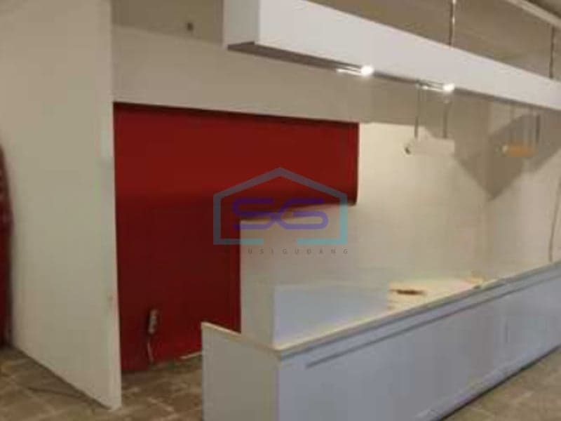 Disewakan Ruko Luas Bangunan 112 m² Lokasi di Matrijeroon Yogyakarta