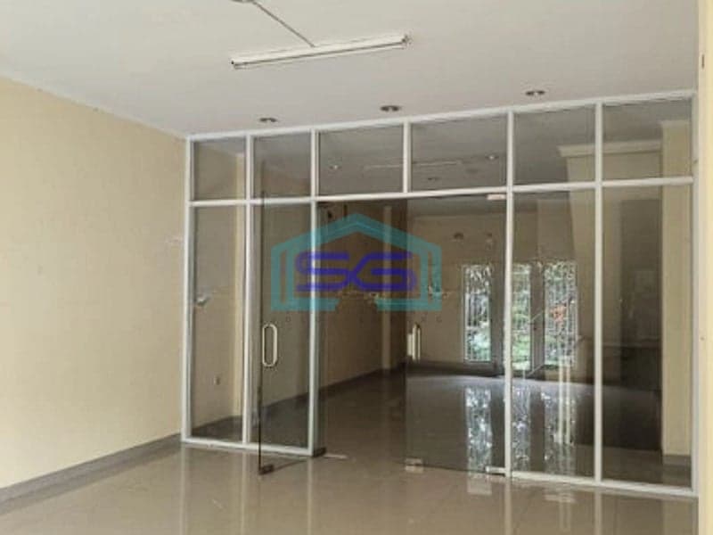 Disewakan Ruko Siap Pakai di dekat Mall Kelapa Gading Jakarta Utara LB 225m2