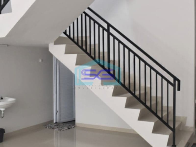 Dijual Ruko Luas Bangunan  152 m² Lokasi Harapan indah Bekasi