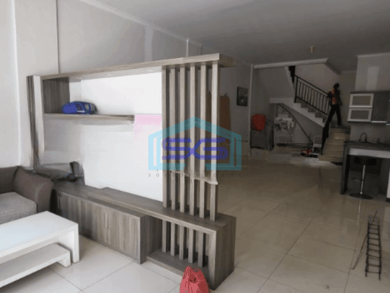Dijual Ruko 3 Lantai Luas Bangunan  225 m² Lokasi Strategis di Cengkareng Jakarta Barat
