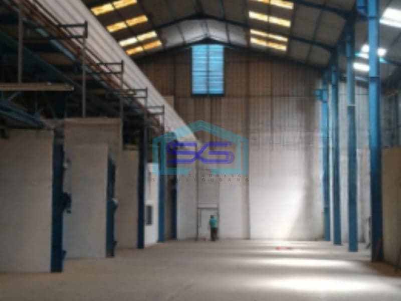 Disewakan Gudang Ada Kantor Luas Bangunan 7200 m² di Pakuhaji Tangerang