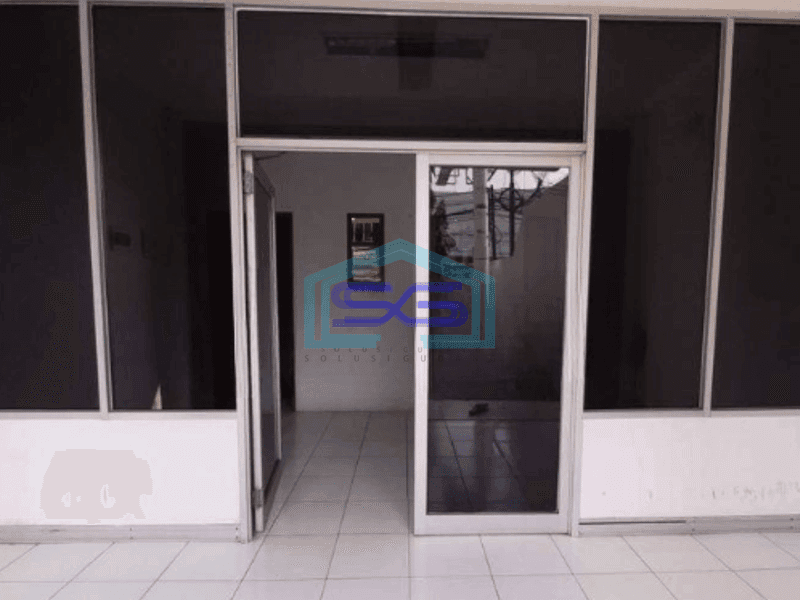 Disewakan Ruko 1 Lantai di Taman Ratu Jakarta Barat Luas Tanah 110 m²