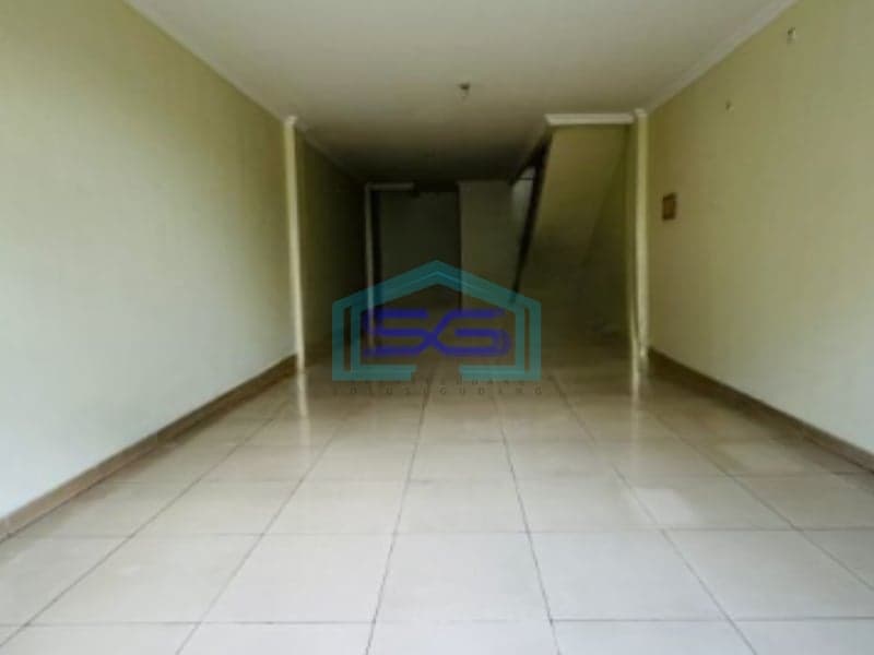 DIsewakan Ruko Luas Bangunan 270 m² Lokasi Jakarta Barat
