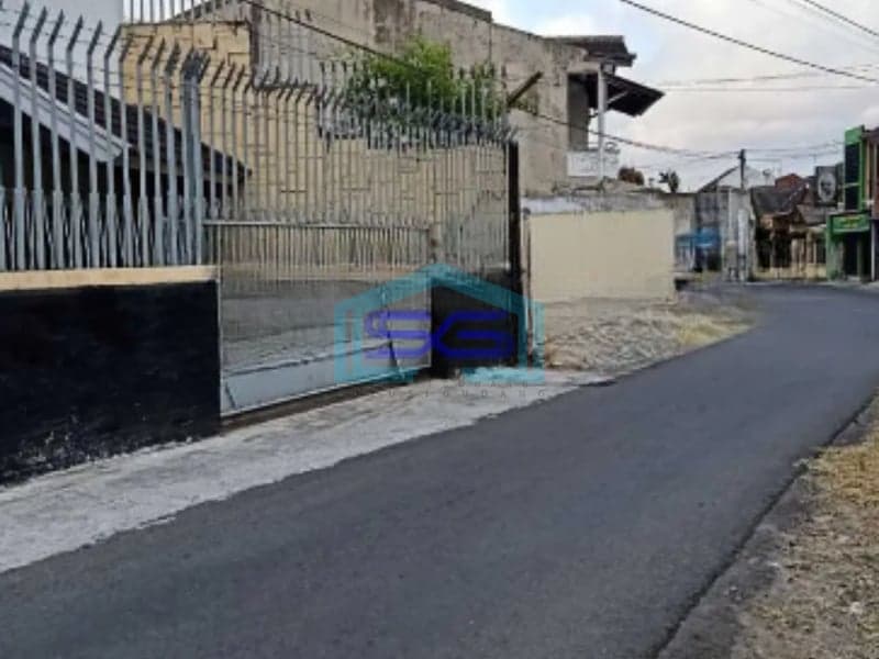Dijual Kantor Plus Gudang Di Dekat Maliobro Tegalrejo Yogyakarta Luas Bangunan 300 m²