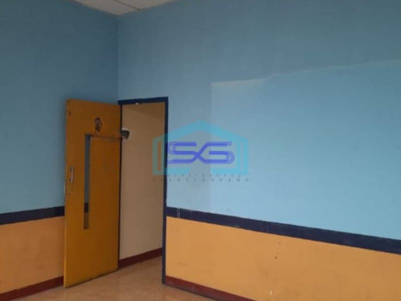 Disewakan Ruko 3 Lantai di Babakan Bogor Luas Bangunan 220m2