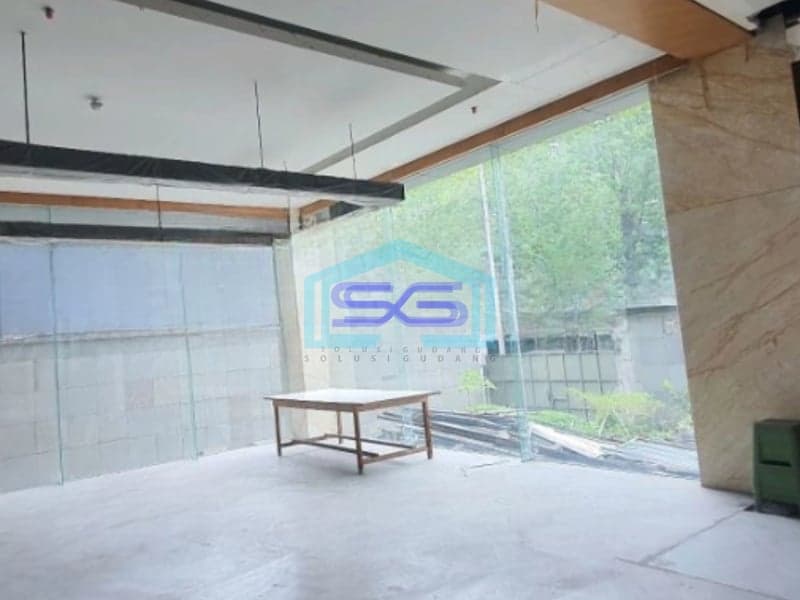 Disewakan Kantor Luas Tanah  2180 m² Lokasi di Slipi Jakarta Barat