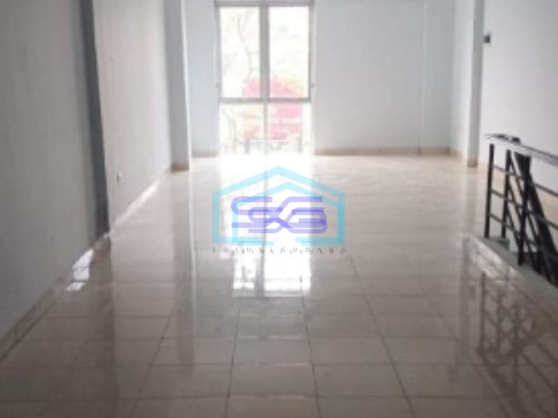 Dijual Ruko Glaze Paramount Gading Serpong Tangerang Luas Bangunan  250 m²