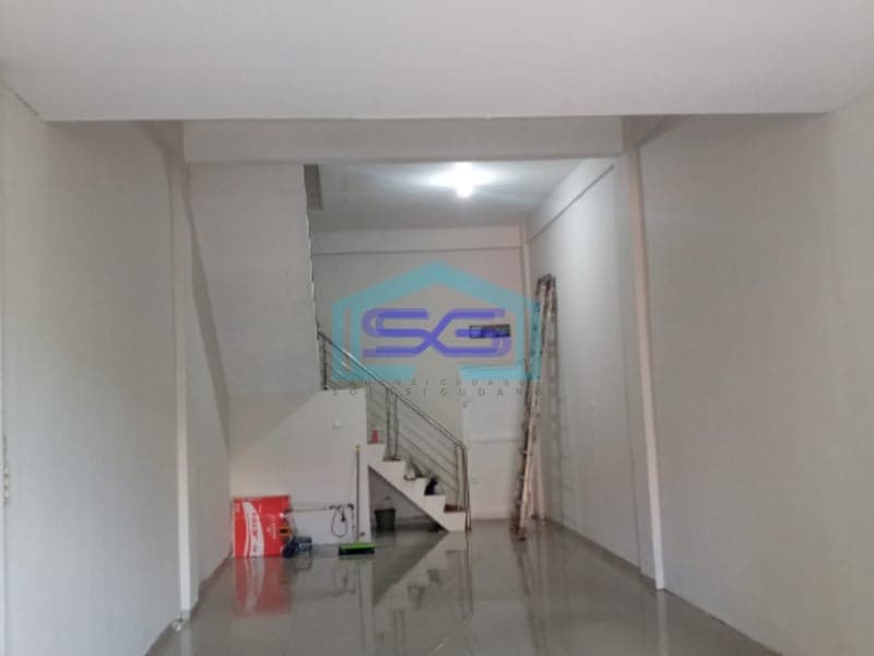 Dijual Ruko Siap Pakai di Jalan Abdul Rozak  Palembang Sumatera Selatan Luas Bangunan 168m2