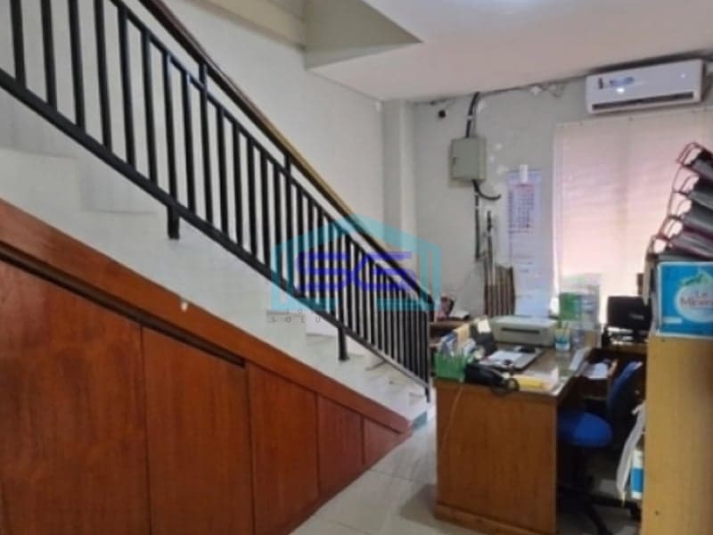 Dijual Gudang di Pergudangan Bizpoint Cikupa Kab Tangerang Luas Tanah 482m2