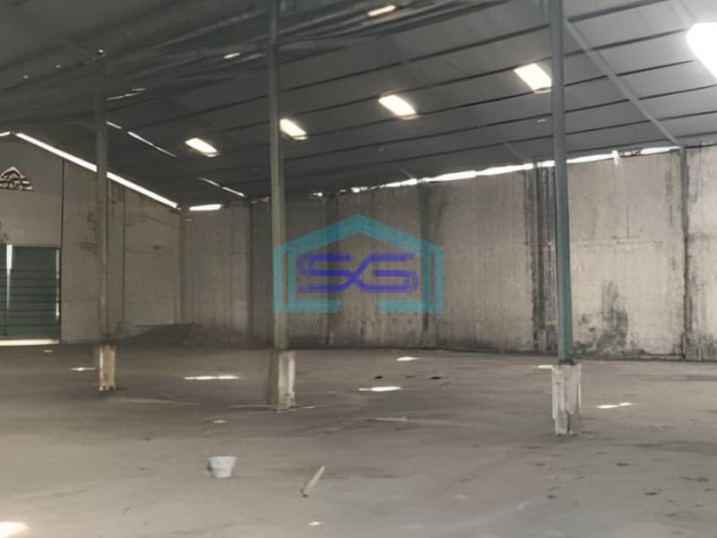 Disewakan Gudang Luas Bangunan  1350 m² Lokasi Margomulyo Surabaya