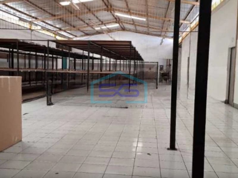 Disewakan Gudang Siap Pakai Akses Strategis di Jalan Kopo, Bandung LB 1950 m²