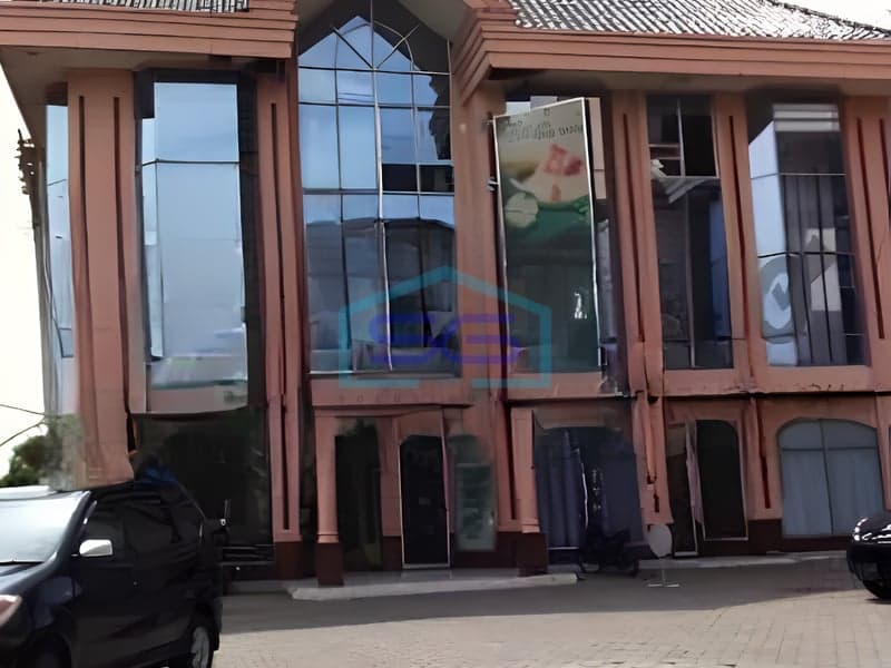 Disewakan Ruko di Komplek Taman Beverly, Surabaya Luas Bangunan 144 m2