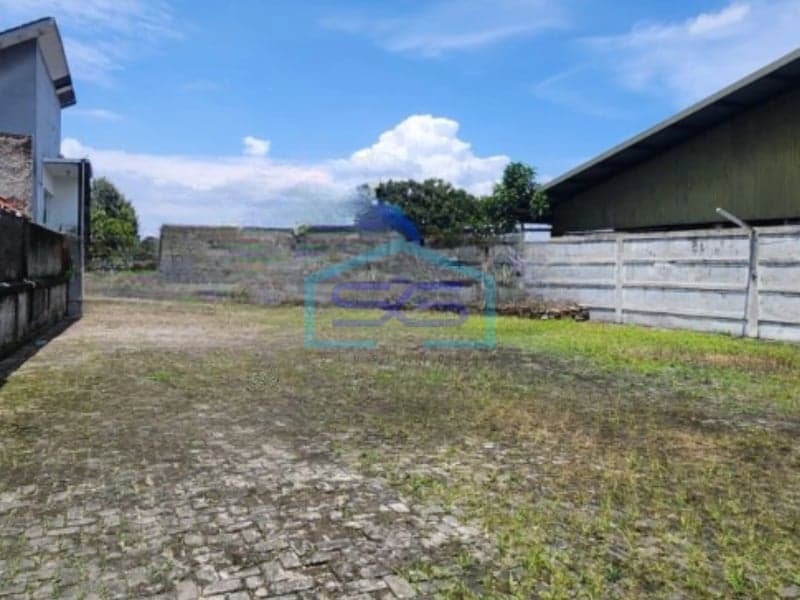 Disewakan Ruang Usaha Bebas Banjir Luas Bangunan 187 m² Lokasi di Bogor Jawa Barat