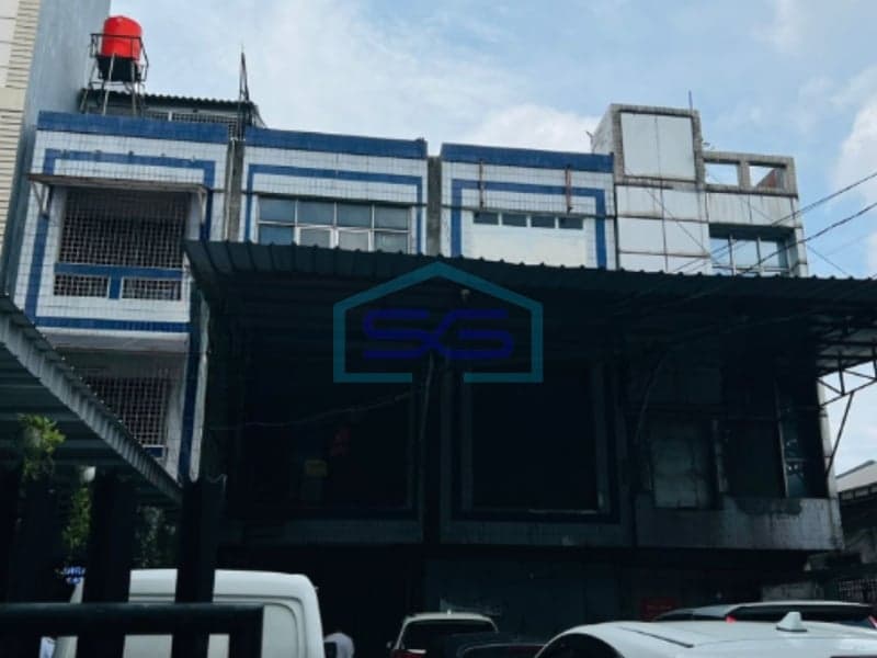 For Sale: Adjoining Shophouse, Strategic Location in Kemayoran, Central Jakarta, Building Area 372 m²