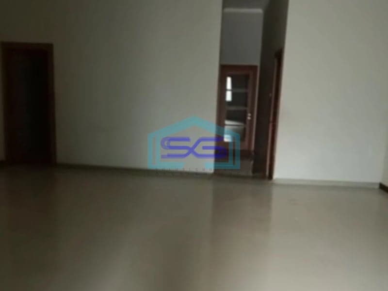 Dijual Ruko 3 Lantai Mahendradata Denpasar Bali Parkir Luas LT 300m2