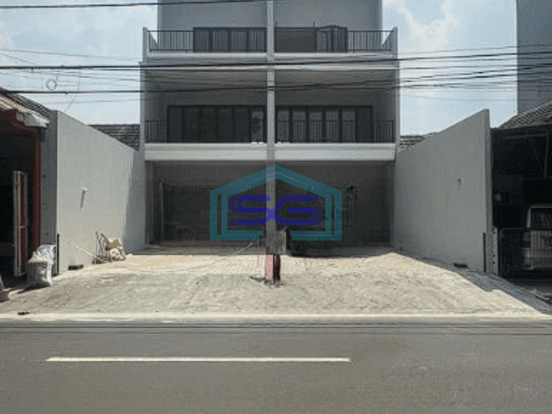 Dijual Ruko 3 Lantai Siap Usaha di Tangerang Luas Bangunan 200m2