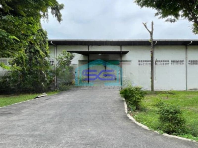 Disewakan Gudang Ada Laoading Dock Luas Bangunan  2100 m² Lokasi Semarang Barat
