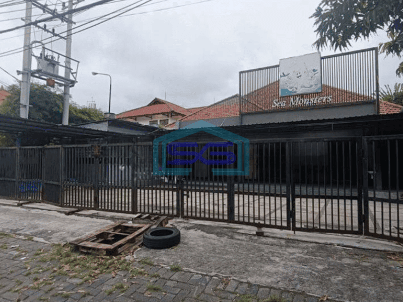 Disewakan Ruko Ex Resto Strategis di Jl Jawa Gubeng Surabaya LT 1150m2