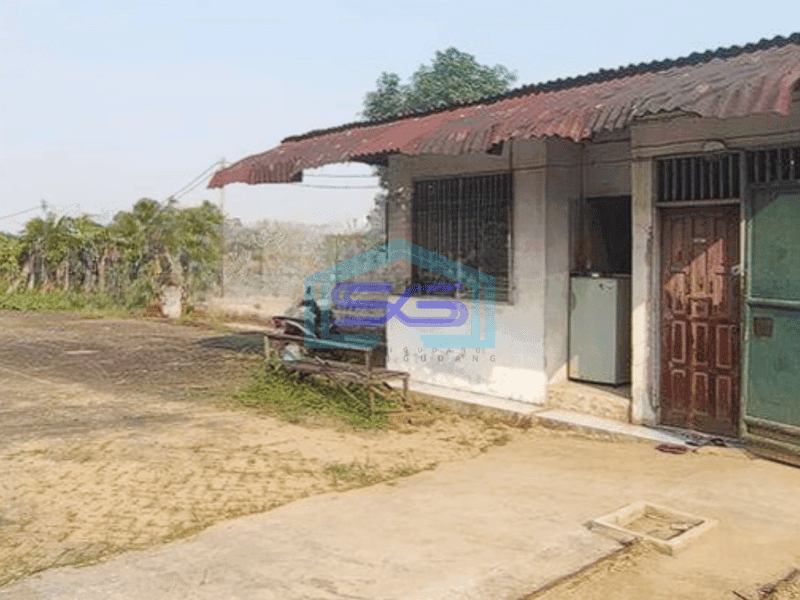 Dijual gudang besar 3000m2 di Pasar Kemis