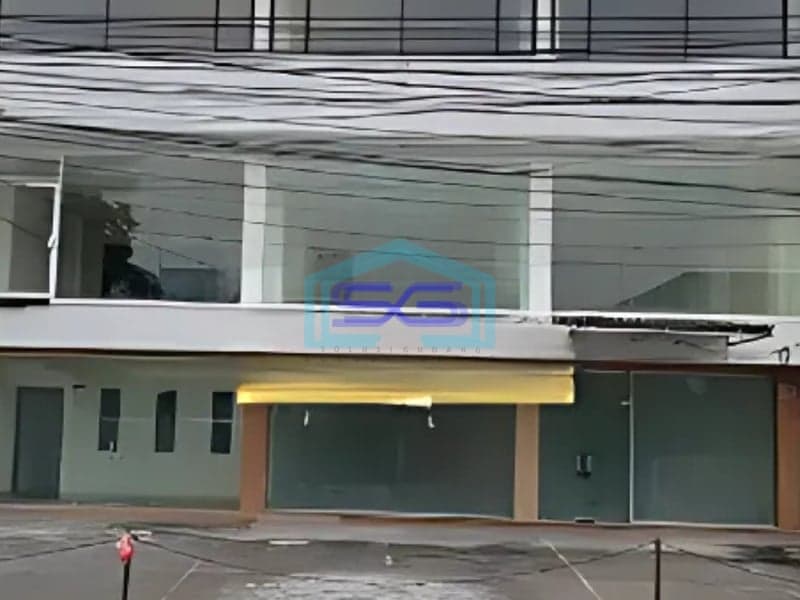Disewakan Ruko 3 Lantai Daerah Kemang Jakarta Selatan LB 423m2