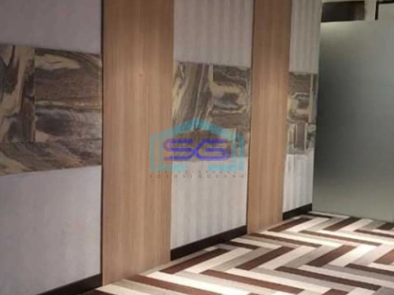Disewakan Kantor Lokasi Strategis di Tanjung Duren Jakarta Barat Luas Tanah 175 m2