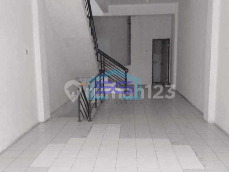 Disewakan Ruko Cocok Untuk Usaha Luas Bangunan 234 m² di Asemka Jakarta Barat