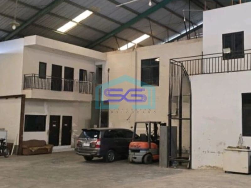 Disewakan Gudang Lokasi Bebas Banjir di Tandes Surabaya Luas Tanah  2130 m²