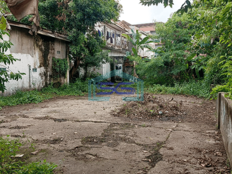 Dijual Tanah luas + Bangunan Siap Pakai di Jalan Dr. M. Isa, Kuto Batu, Palembang